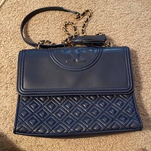 SALE!!! Tory Burch Fleming Convertible Shoulder Bag